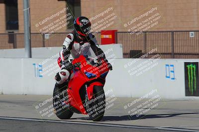 media/Nov-26-2022-Fastrack Riders (Sat) [[b001e85eef]]/Level 2/Session 1 Front Straight/